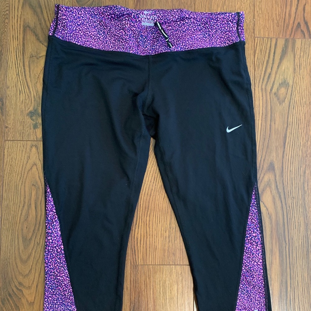 Nike crop leggings